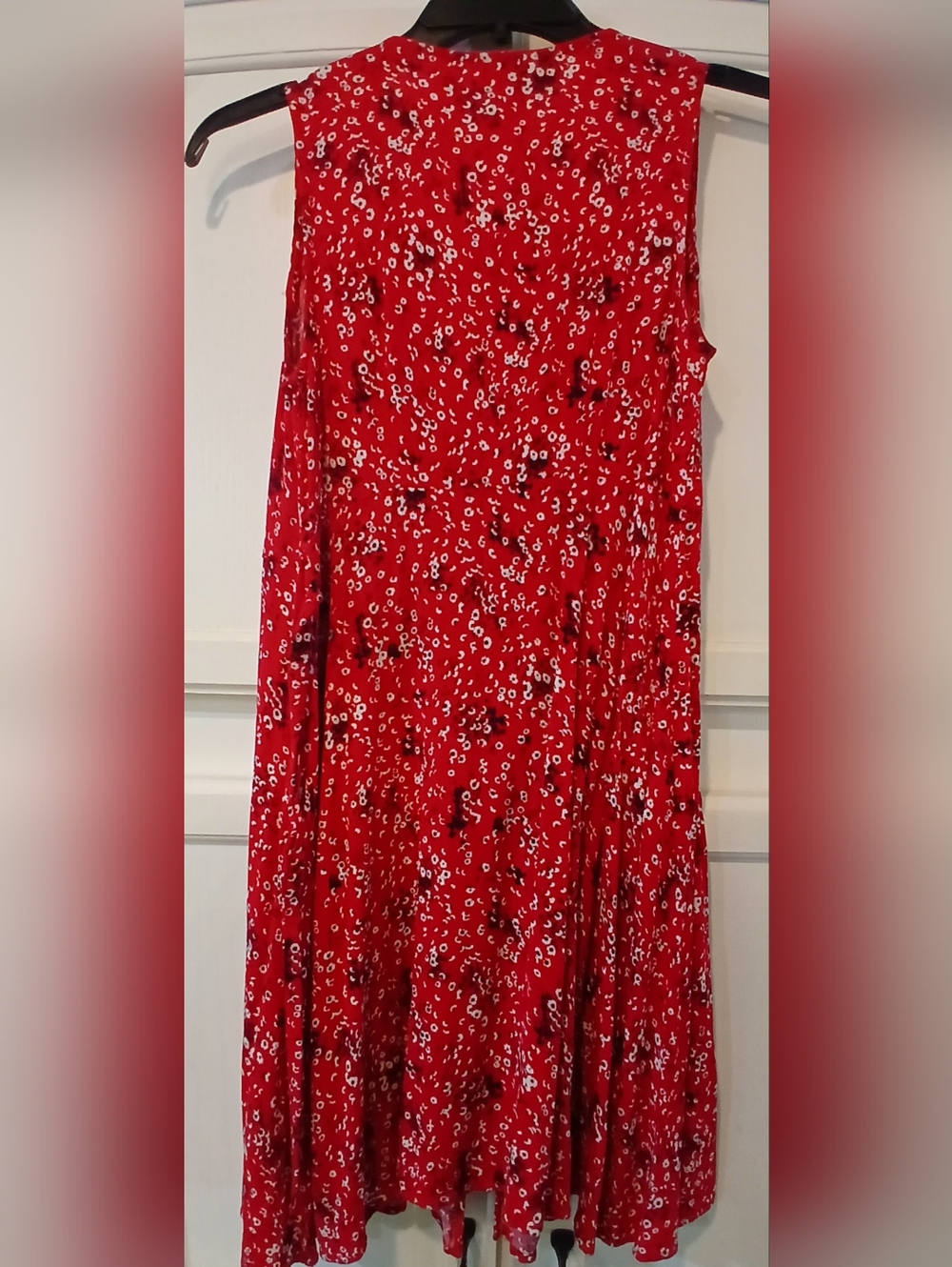 NWOT - Universal Thread Sleeveless, Floral Wrap Dress Size S - Picture 2 of 3